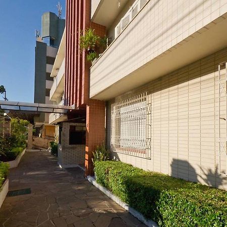 Homestay 3 - Avenida Carlos Gomes ポルト・アレグレ エクステリア 写真